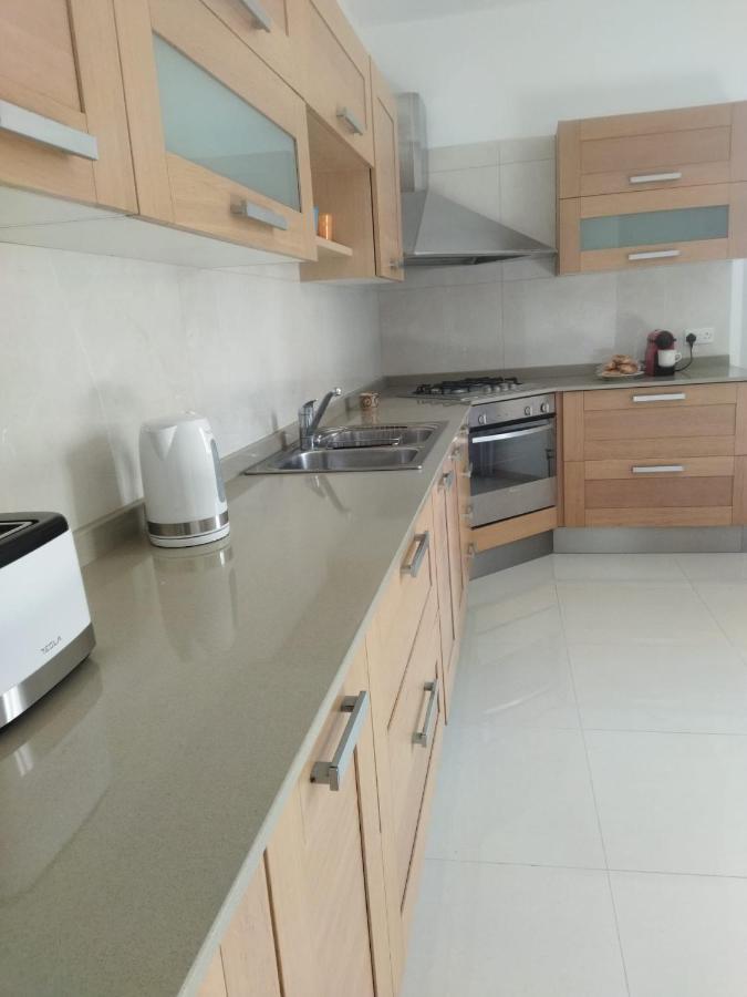 Centrally Located Bugibba Apartment - Seaside Comfort St. Paul's Bay Ngoại thất bức ảnh