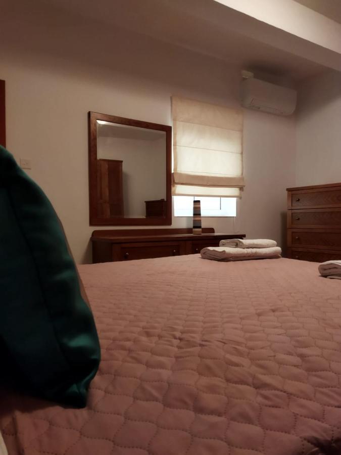 Centrally Located Bugibba Apartment - Seaside Comfort St. Paul's Bay Ngoại thất bức ảnh